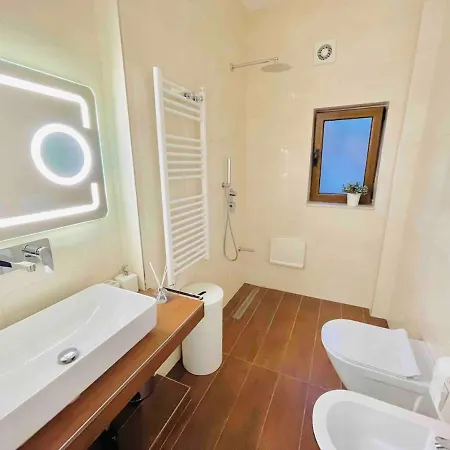 Sun In The Heart Of Appartement Tirana
