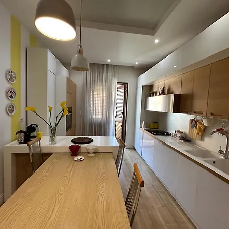 Appartement Sun In The Heart Of Tirana